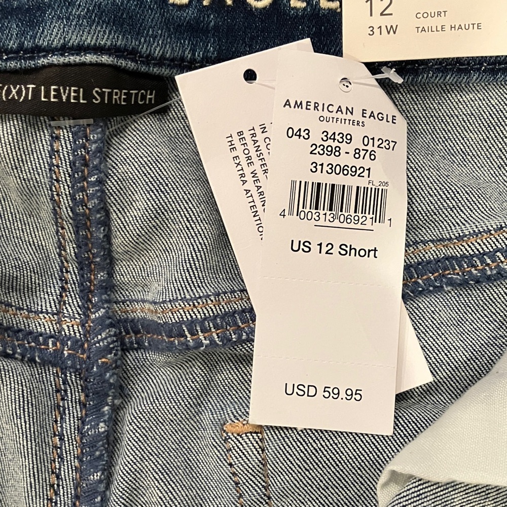 American Eagle distressed, curvy, high-rise, jagging, Ankle Jeans 12 short 31w - Picture 3 of 6